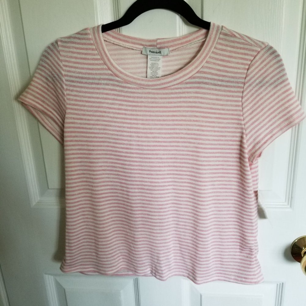 FREE add-on NWT cropped sweater, size M